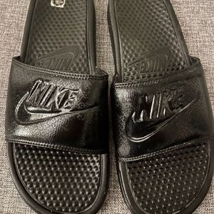 Nike Men’s slides